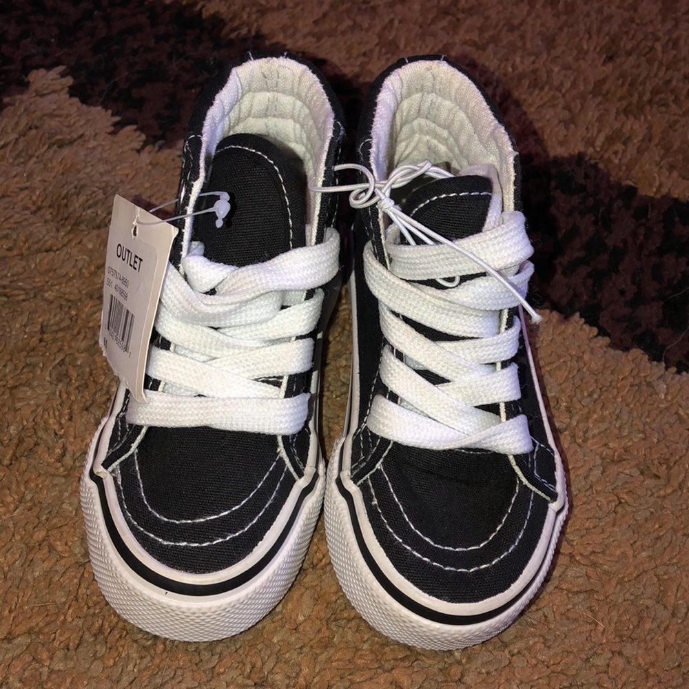 Little Boy Black Canvas Lace Up High Top Shoe SZ 6